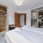 シャレー First In Mountain By We Rent カプルーン