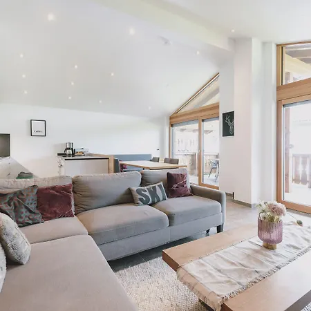 First In Mountain By We Rent בקתה *